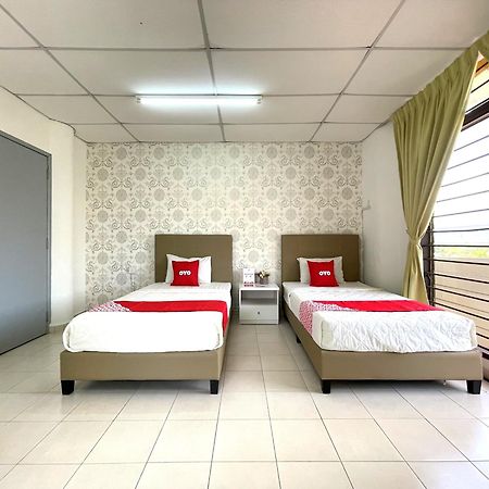 Oyo Home 90326 Wg Guest House Джорджтаун Екстер'єр фото